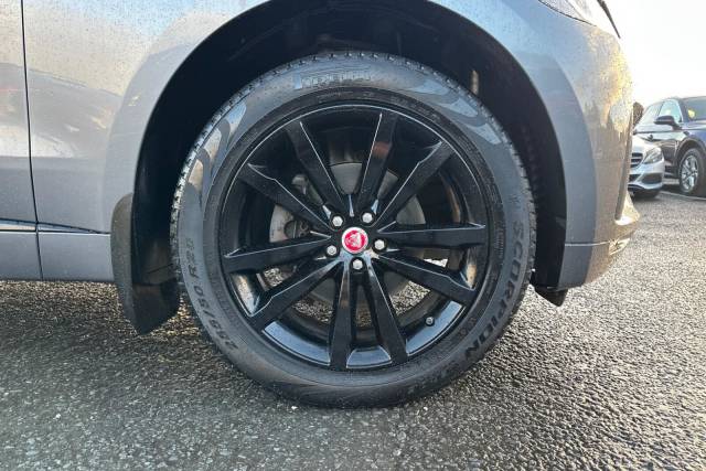 2019 Jaguar F-Pace 2.0d [180] Chequered Flag 5dr Auto AWD