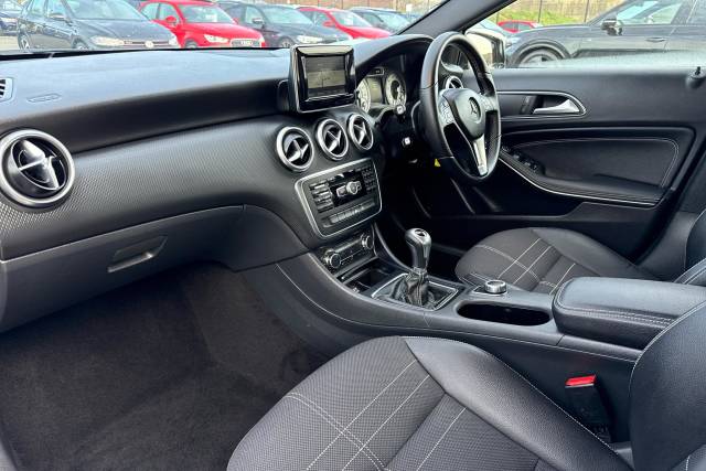 2015 Mercedes-Benz A Class 1.6 A180 Sport 5dr