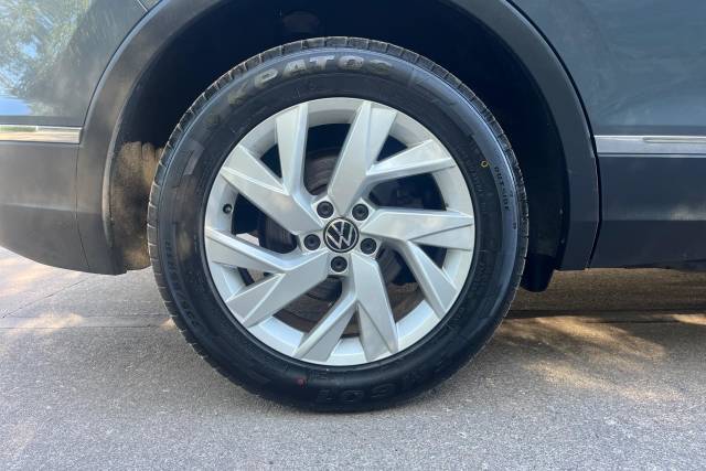 2023 Volkswagen Tiguan 2.0 TDI Life 5dr
