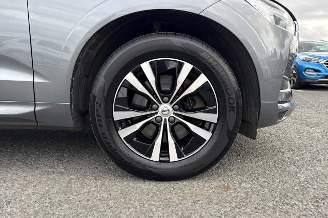 2020 Volvo XC60 2.0 D4 Momentum 5dr Geartronic