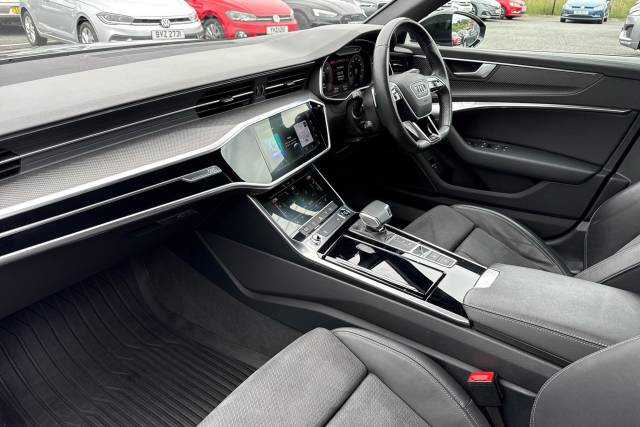 2022 Audi A6 Avant 2.0 40 TDI Black Edition 5dr S Tronic