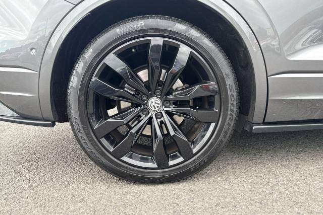 2020 Volkswagen Touareg 3.0 TDI V6 Black Edition Tiptronic 4Motion Euro 6 (s/s) 5dr