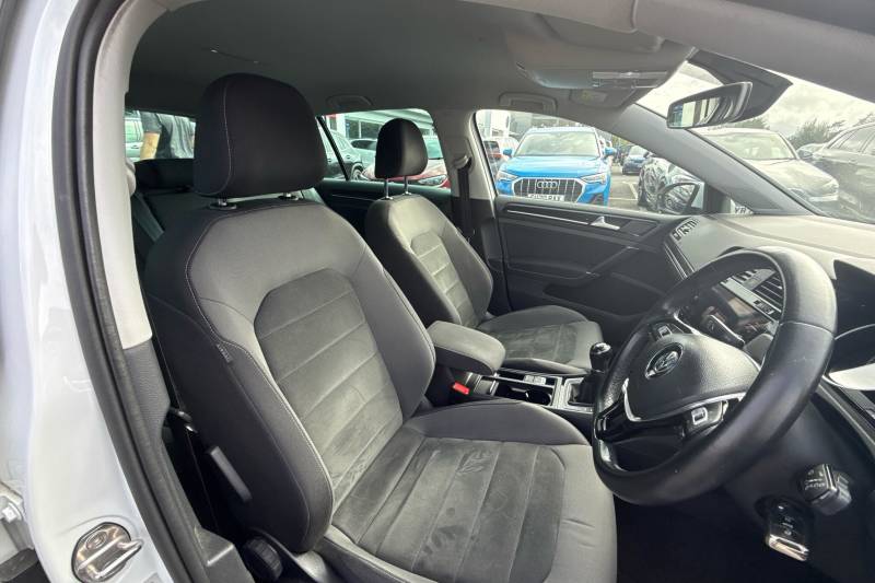 2020 Volkswagen Golf