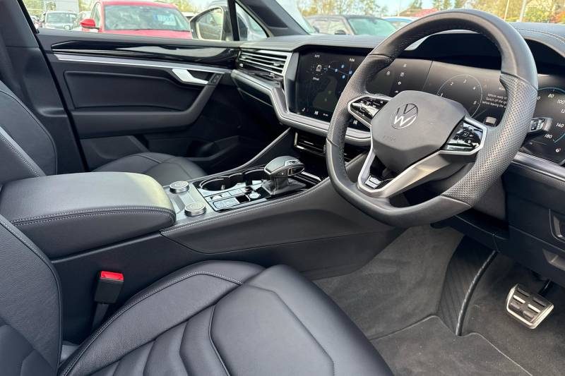 2024 Volkswagen Touareg