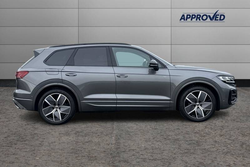2025 Volkswagen Touareg
