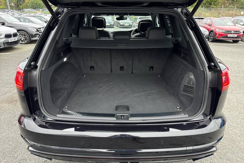 2022 Volkswagen Touareg