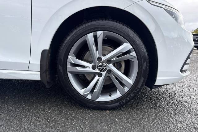 2022 Volkswagen Golf 1.5 TSI Life 5dr