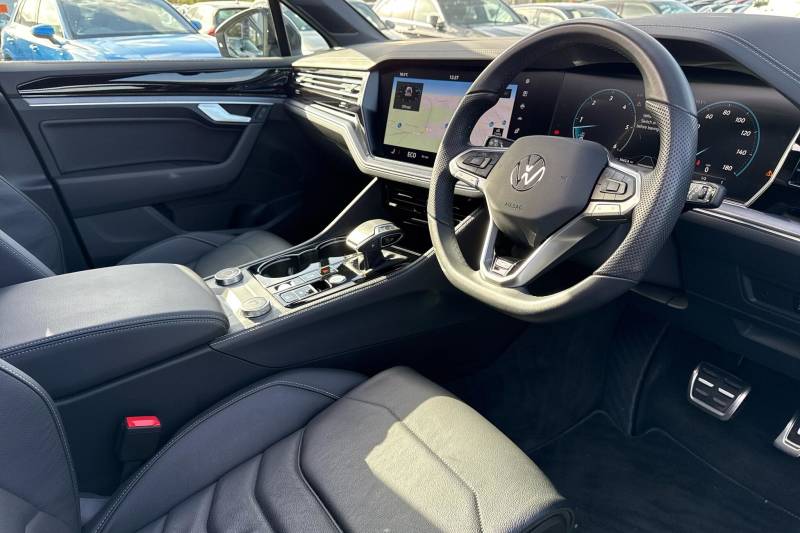 2025 Volkswagen Touareg