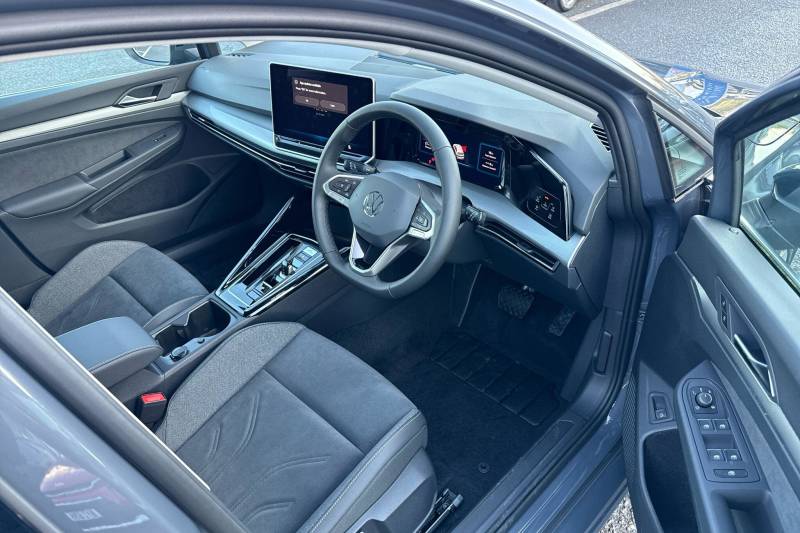 2025 Volkswagen Golf