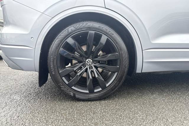 2021 Volkswagen Touareg 3.0 V6 TDI 4Motion Black Edition 5dr Tip Auto