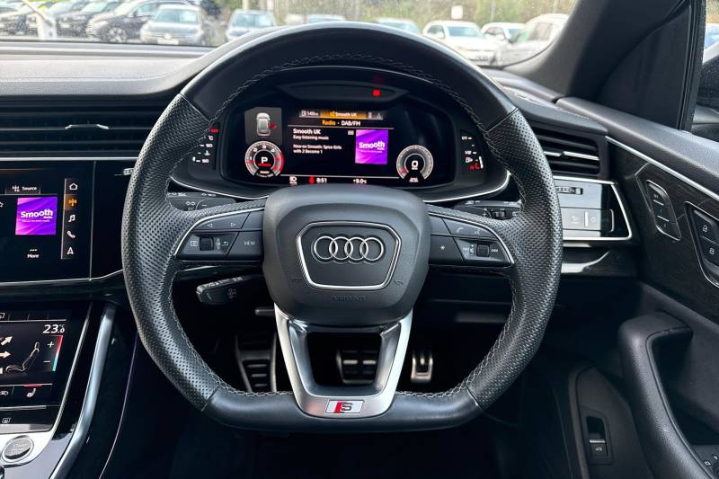 2023 Audi Q8