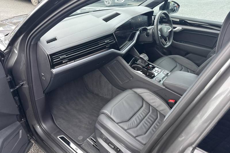 2025 Volkswagen Touareg