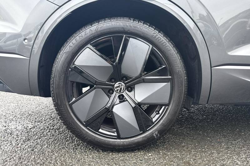 2025 Volkswagen Touareg