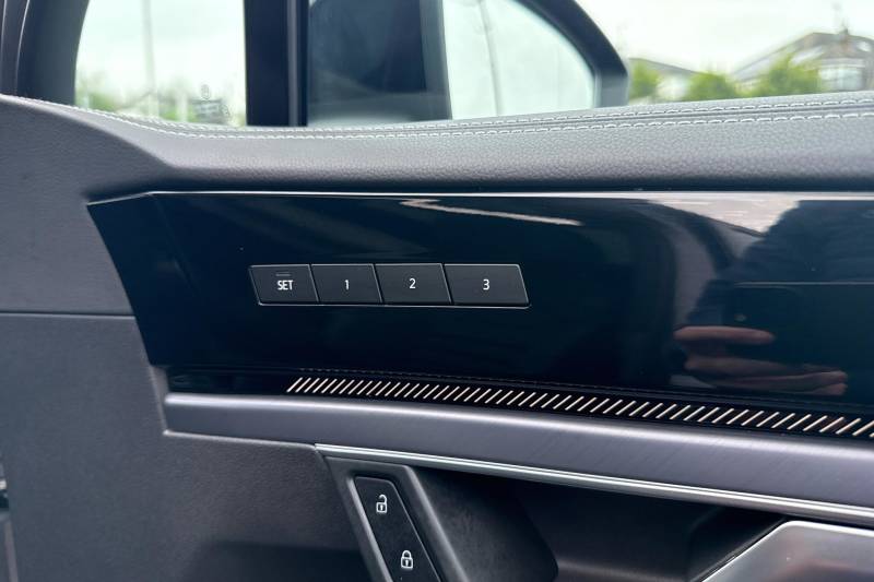 2025 Volkswagen Touareg