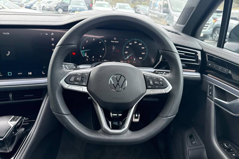 2025 Volkswagen Touareg