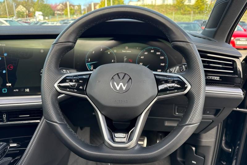 2024 Volkswagen Touareg