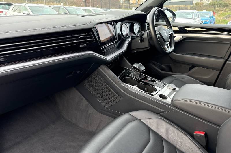 2019 Volkswagen Touareg