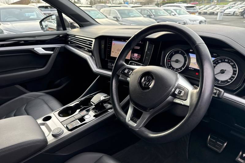2019 Volkswagen Touareg