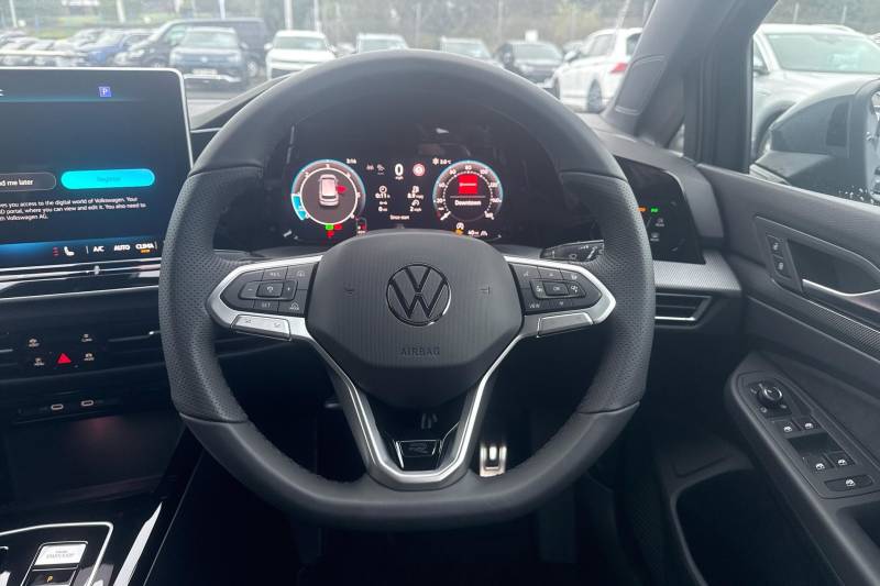 2025 Volkswagen Golf