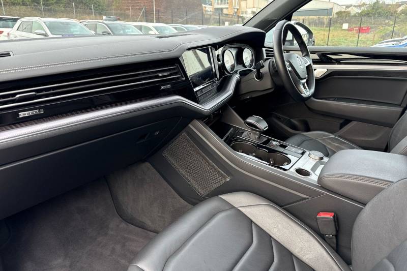 2019 Volkswagen Touareg