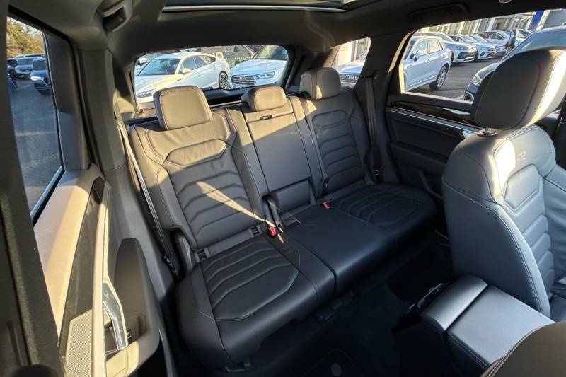 2025 Volkswagen Touareg