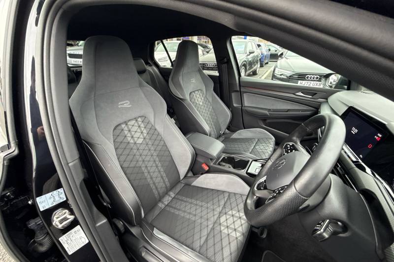 2023 Volkswagen Golf