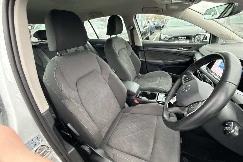 2023 Volkswagen Golf