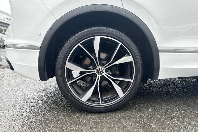 2021 Volkswagen Tiguan 2.0 TDI R-Line DSG Euro 6 (s/s) 5dr