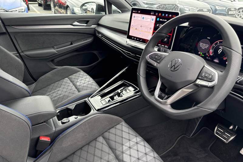 2025 Volkswagen Golf