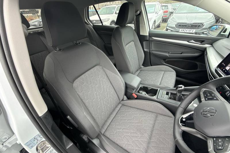 2025 Volkswagen Golf